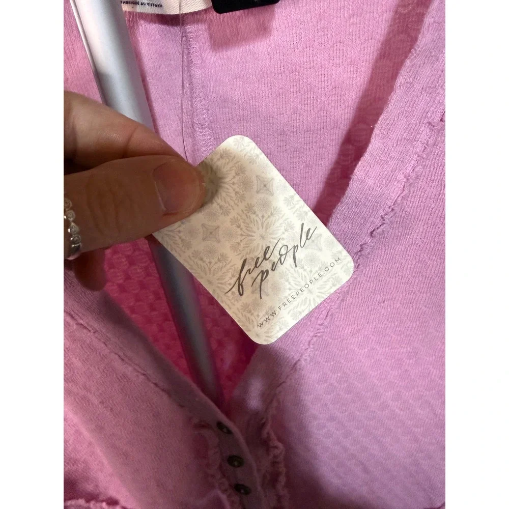 Free People We The Free Sweet Lilac Cardigan‎ Lavande Pink Waffle Knit Top M NEW